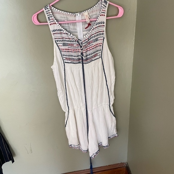 NWT RAGA Amalia Sleeveless Tassel Romper Size Xs - Picture 4 of 7